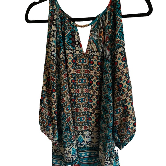 Multi Colored Large Top - Picture 2 of 9